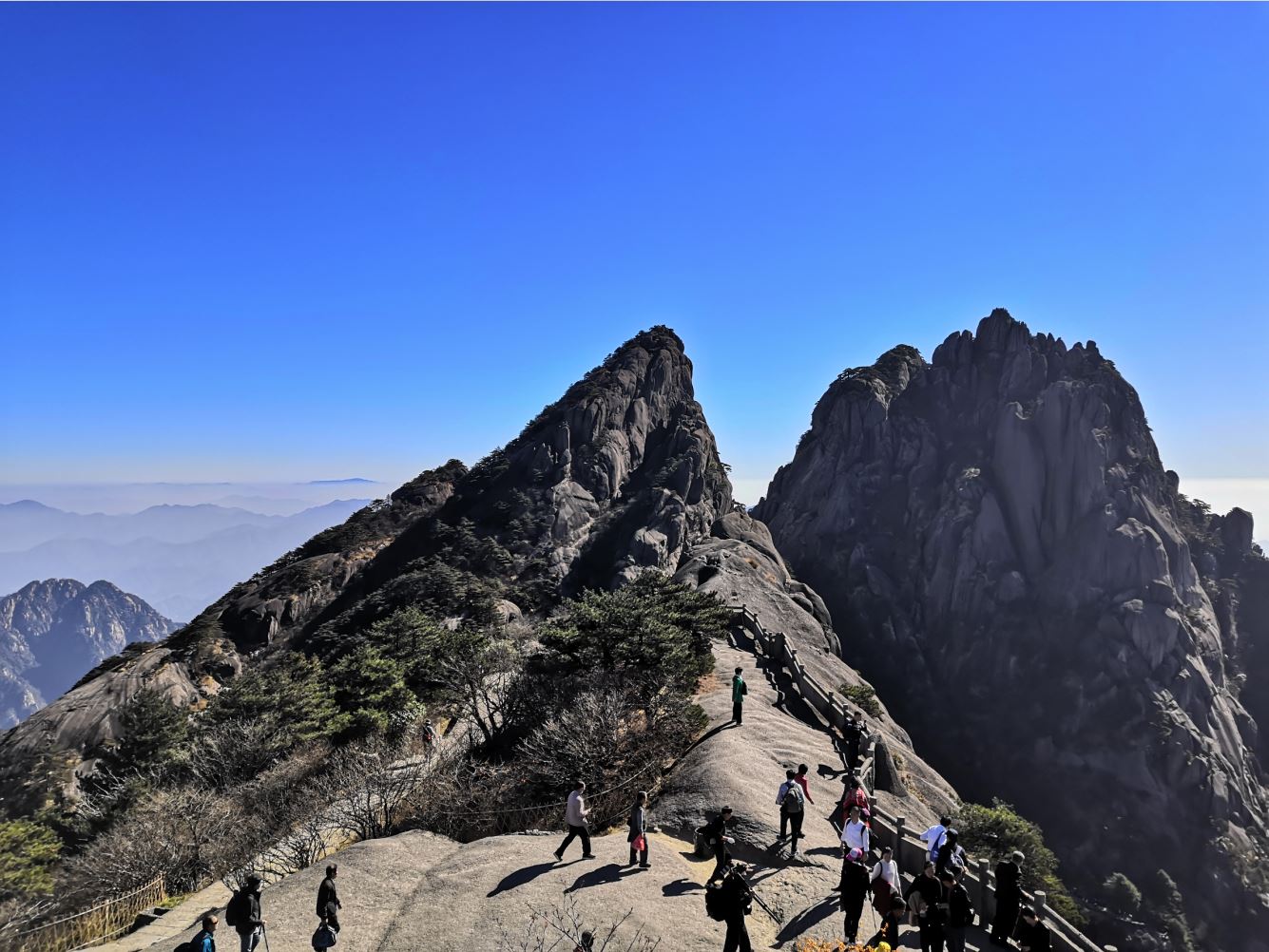 鰲魚峰.jpg 鰲魚峰.jpg